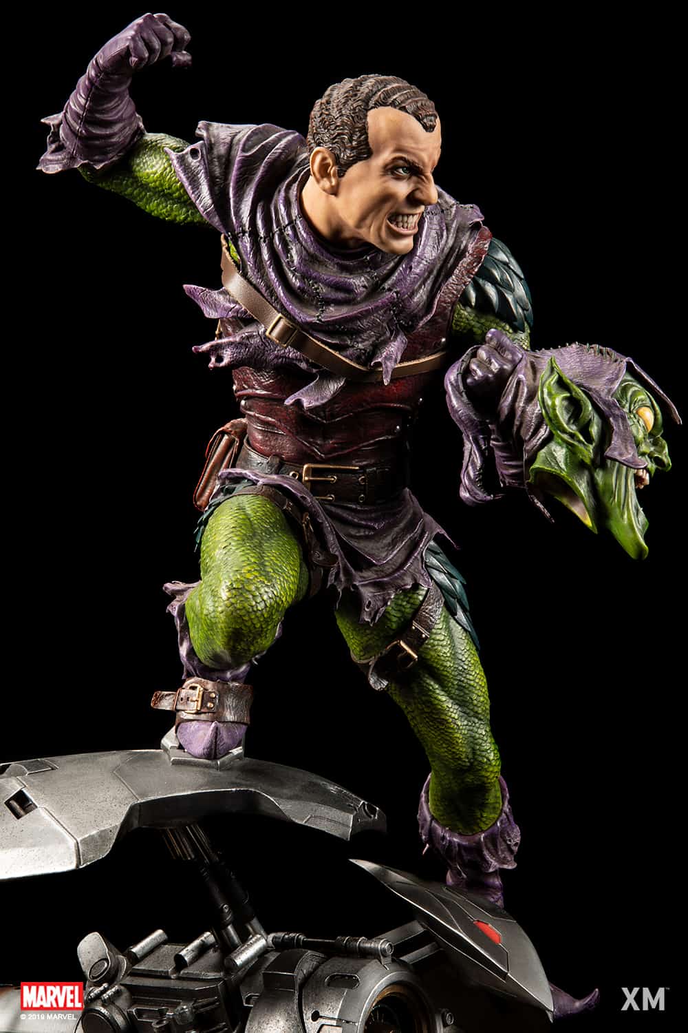 Green Goblin Ver. B 1:4 Scale Comic Version By XM Studio - Image 8