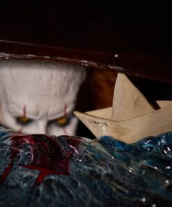 Alternative view of Pennywise Maquette by Cinemaquette & ECC