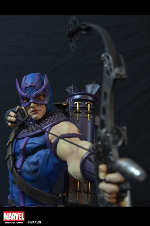 Hawkeye By XM Studios EDITION SIZE: 800 - Image 2