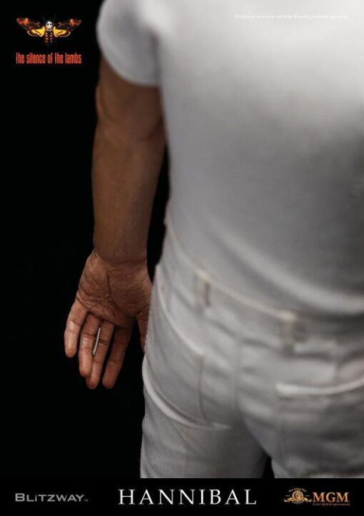 THE SILENCE OF THE LAMBS 1/6 SCALE HANNIBAL LECTER WHITE PRISON UNIFORM VERSION BY BLITZWAY - Image 4