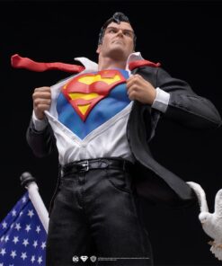 Clark Kent Deluxe Art Scale 1/10 – DC Comics - Image 11