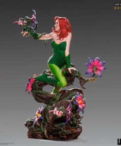 POISON IVY 1:10 SCALE STATUE BY IRON STUDIOS