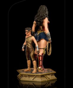 Wonder Woman & Young Diana Deluxe Art Scale 1/10 – WW84 By Iron Studios - Image 6