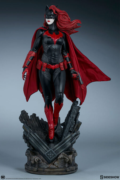 BATWOMAN PREMIUM FORMAT FIGURE BY SIDESHOW COLLECTIBLES - Image 3