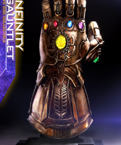 Infinity Gauntlet Prop Replica by Hot Toys