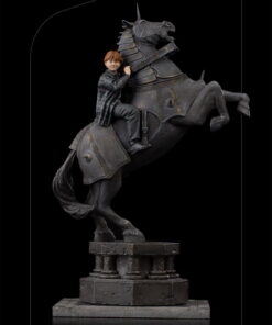 Ron Weasley at the Wizard Chess Deluxe Art Scale 1/10 – Harry Potter