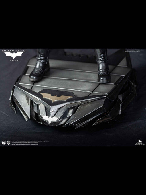 QUEEN STUDIOS The Dark Knight 1:3 Scale Batman PREMIUM Edition - Image 14