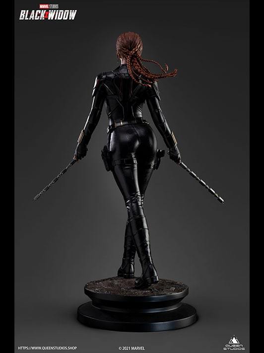 Black Widow 1/4 Statue By Queen Studios - Image 11