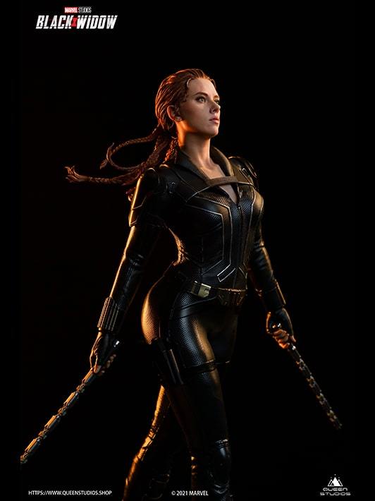Black Widow 1/4 Statue By Queen Studios - Image 3