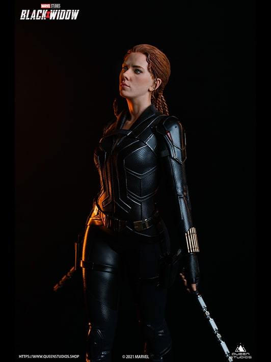 Black Widow 1/4 Statue By Queen Studios - Image 8