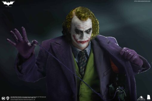 Joker (Heath Ledger) 1:6 Collectible Action Figure  - Premium (2 figures) - Image 26