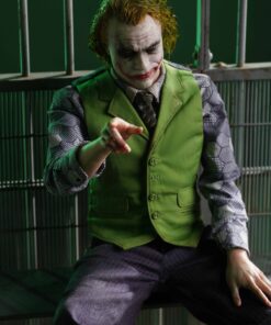 Joker (Heath Ledger) 1:6 Collectible Action Figure  - Premium (2 figures) - Image 9