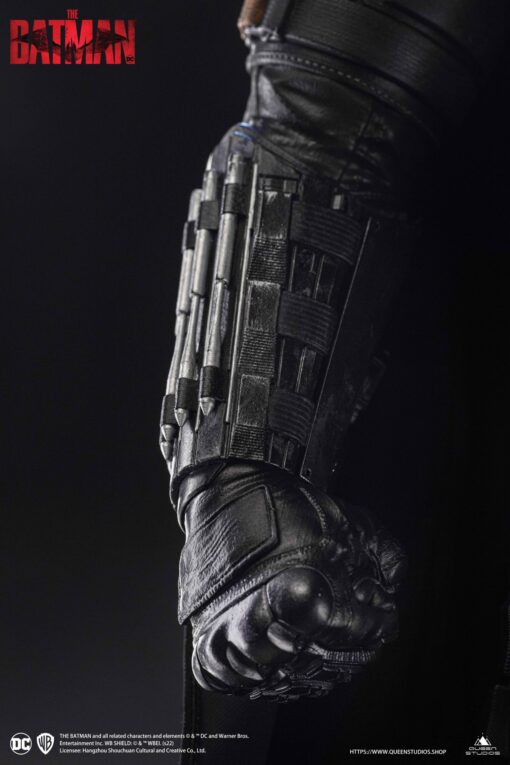 DC The Batman 1/3 Statue PREMIUM VERSION - Image 9