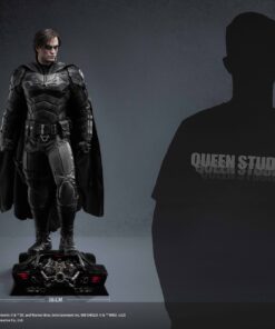 Alternative view of DC The Batman 1/3 Statue PREMIUM VERSION