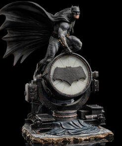 Statue Batman on Batsignal (Deluxe) - Zack Snyder`s Justice League - Art Scale 1/10 - Iron Studios - Image 4