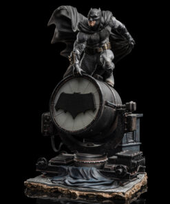 Statue Batman on Batsignal (Deluxe) - Zack Snyder`s Justice League - Art Scale 1/10 - Iron Studios - Image 14