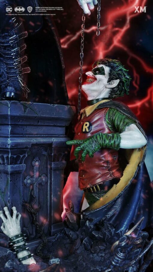 The Batman Who Laughs (Dark Night: Metal) 1/4 scale statue  By XM Studios - Image 20
