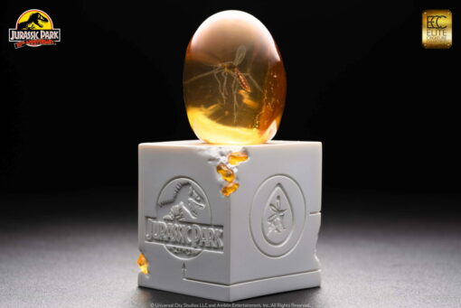 Jurassic Park Mosquito in Amber By Cinemaquette - Image 4