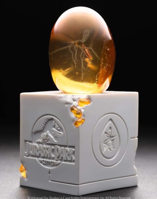 Jurassic Park Mosquito in Amber By Cinemaquette