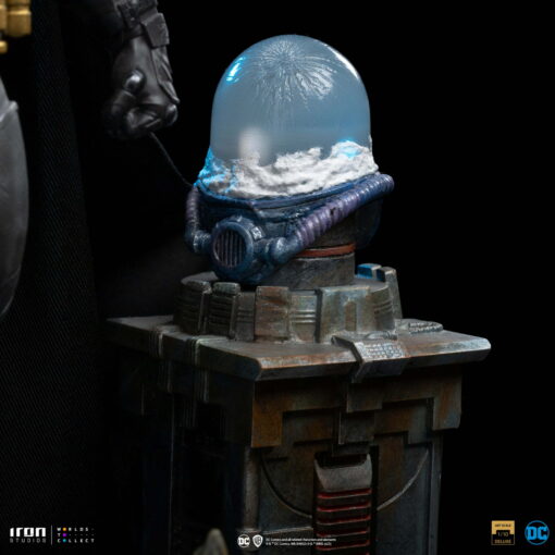 Batman Unleashed DC Comics Deluxe Art Scale 1/10 By Iron Studios - Image 10