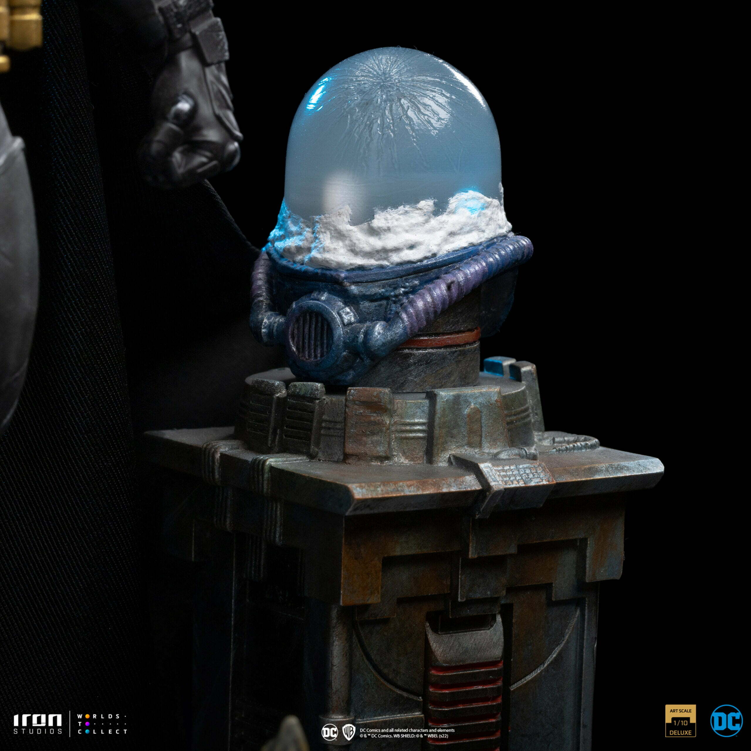 Batman Unleashed DC Comics Deluxe Art Scale 1/10 By Iron Studios - Image 10