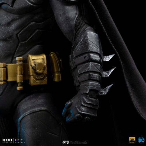 Batman Unleashed DC Comics Deluxe Art Scale 1/10 By Iron Studios - Image 14