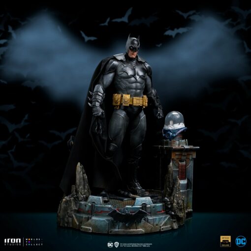 Batman Unleashed DC Comics Deluxe Art Scale 1/10 By Iron Studios