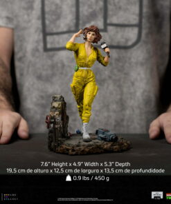 Alternative view of April O’Neal  Teenage Mutant Ninja Turtles BDS Art Scale 1/10 By Iron Studios
