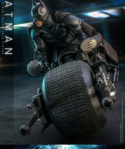 Batman Sixth Scale Figure by Hot Toys DX Series - The Dark Knight Rises - Image 14