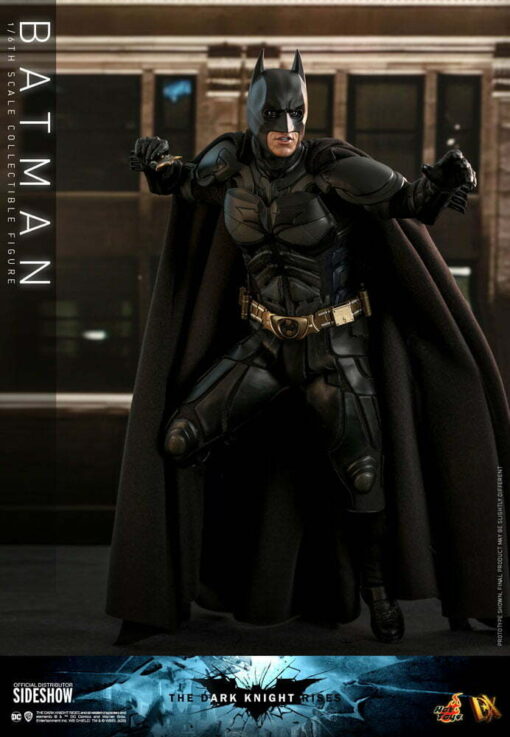 Batman Sixth Scale Figure by Hot Toys DX Series - The Dark Knight Rises - Image 12