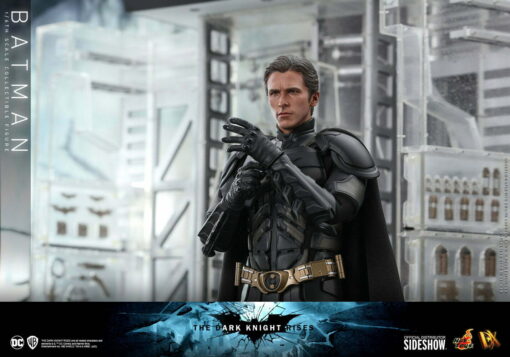 Batman Sixth Scale Figure by Hot Toys DX Series - The Dark Knight Rises - Image 3