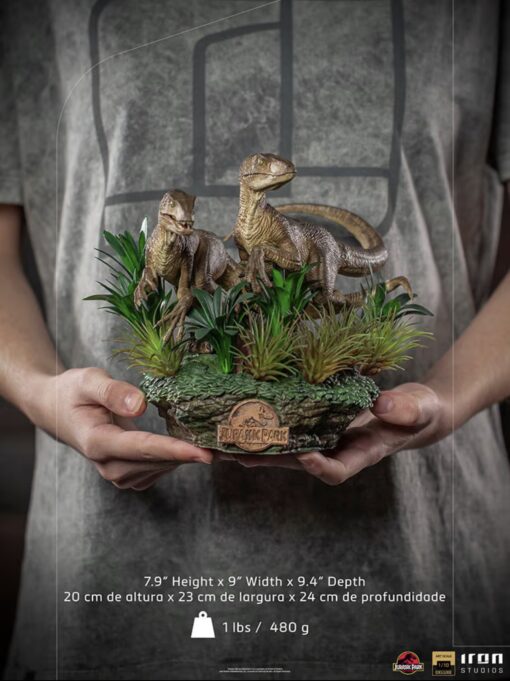 Just The Two Raptors Deluxe1:10 Scale Statue by Iron StudiosJurassic Park - Image 2