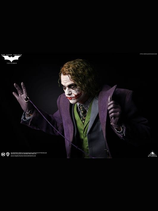 QUEEN STUDIOS The Dark Knight Joker 1:4 Scale Statue - Regular Version - Image 16