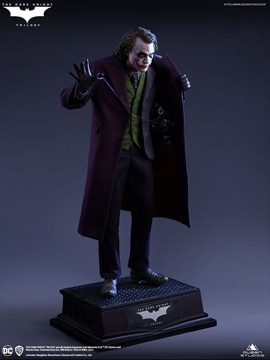QUEEN STUDIOS The Dark Knight Joker 1:4 Scale Statue - Regular Version - Image 4