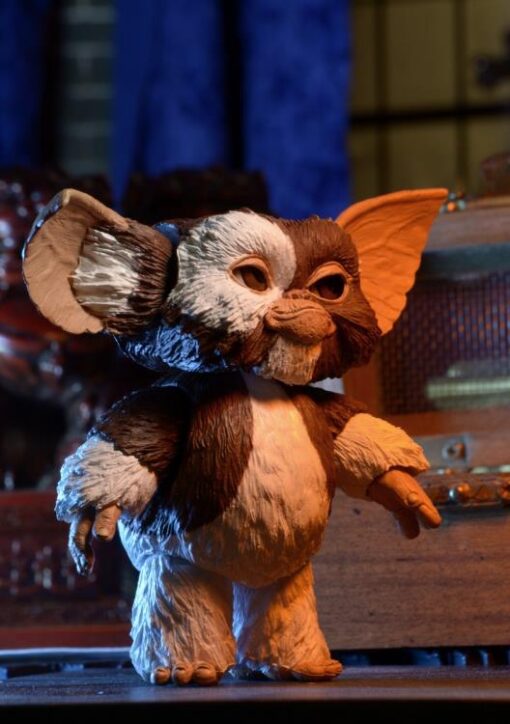 Gremlins Ultimate Gizmo Figure  BY NECA - Image 7