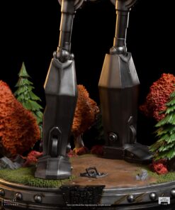 Iron Giant & Hogarth Hughes 1/10 Art Scale Statue By Iron Studios - Image 12