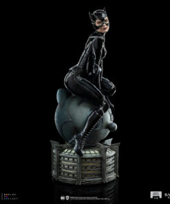 CATWOMAN Legacy Replica 1/4 Statue By Iron Studios - Image 11