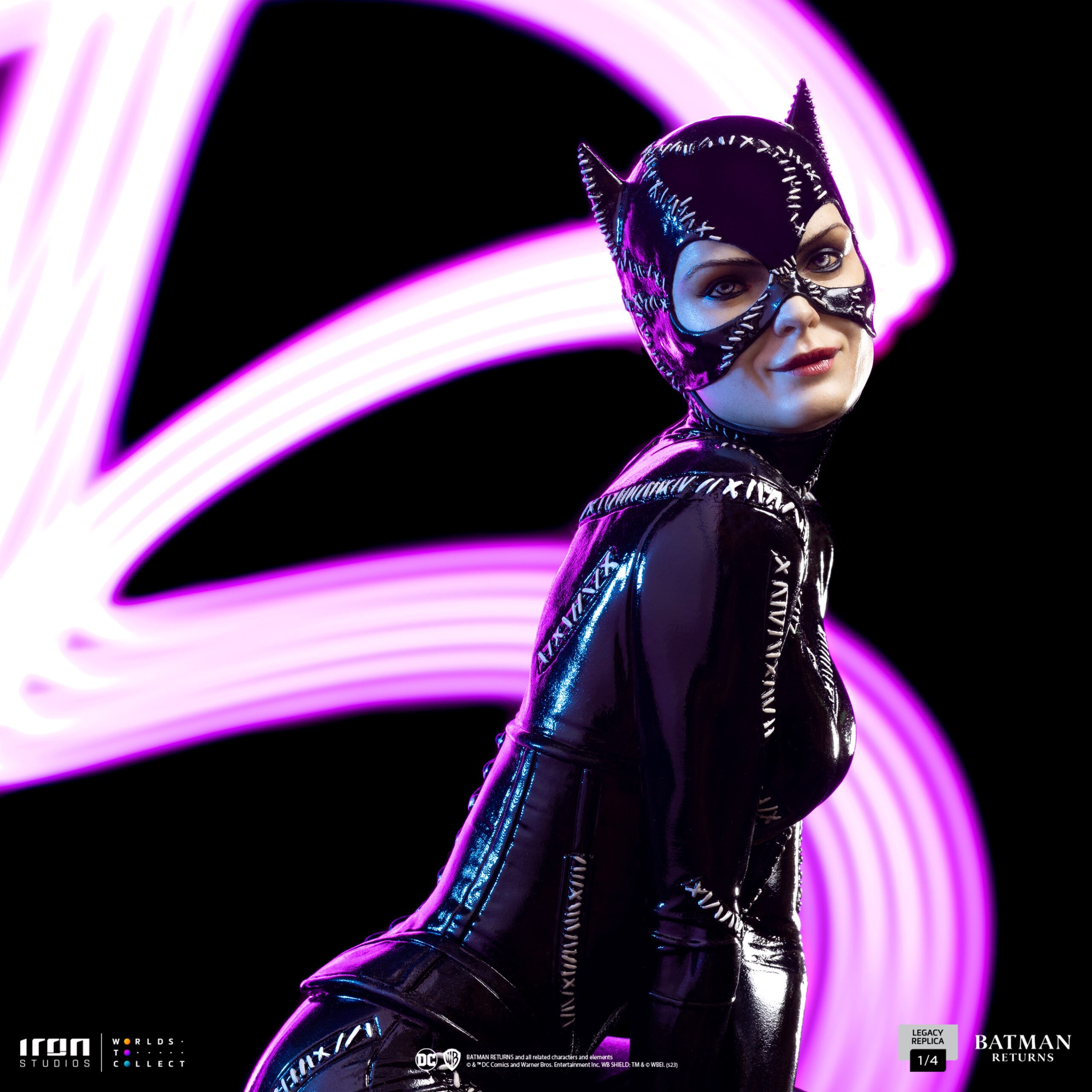 CATWOMAN Legacy Replica 1/4 Statue By Iron Studios - Image 7