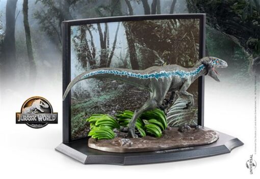 Jurassic World Toyllectible Treasures - Blue Raptor Recon - Image 4