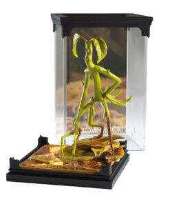 Alternative view of Magical Creatures Bowtruckle