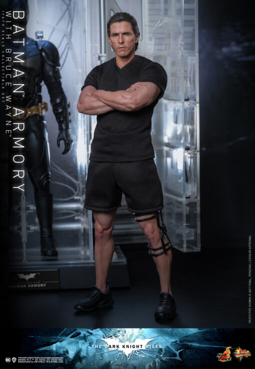 Batman Armory with Bruce Wayne Sixth Scale Figure Set By Hottoys - Image 14