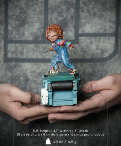 Alternative view of Child’s Play II Chucky 1:10 Scale Statue