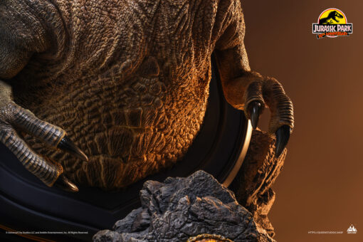 Queen Studios’s T-Rex 1/3 Bust - 99 pieces worldwide - Image 17