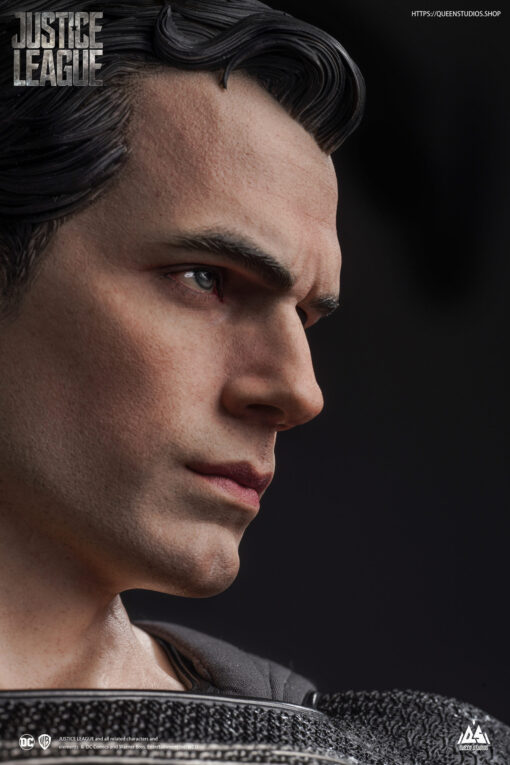 DC Superman (Black Suit) 1/3 Scale Statue Premium Edition By Queen Studio99 pieces worldwide - Image 25