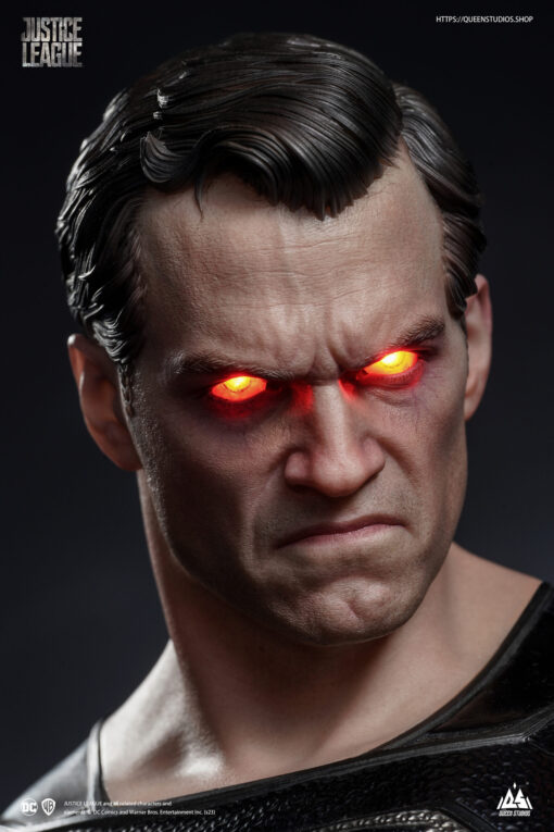 DC Superman (Black Suit) 1/3 Scale Statue Premium Edition By Queen Studio99 pieces worldwide - Image 29
