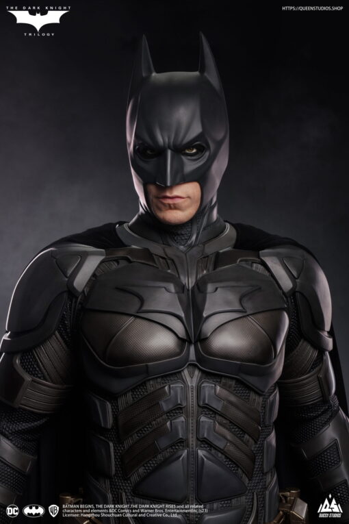 Queen Studios: Christian Bale 1/1 Bust + TDK Batman 1/1 Statue (with interchangeable head sculpts) - Deluxe Edition - Image 8