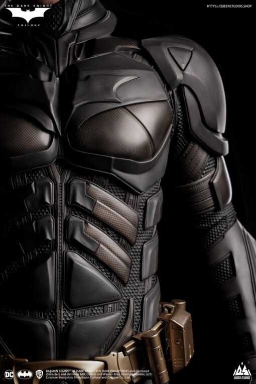 Queen Studios: TDK Batman 1/1 Statue (Cowl Head Sculpt Only) - Premium Edition - Image 10