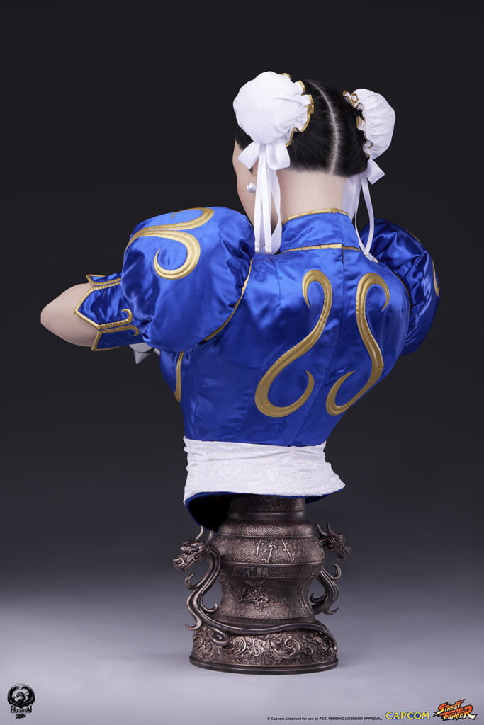 chun-li-life-size-bust_street-fighter_gallery_64ee613b1902f