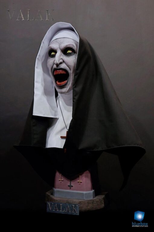 Valak 2.0 life size 1/1 Bust By Blue Box Hyper Statues - Image 8