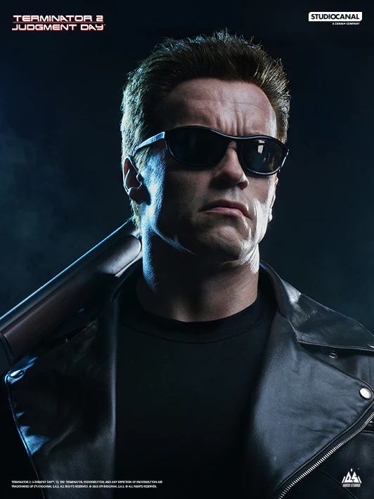 2.Terminator_2_T_800_Life-Size_Bust_1800x1800